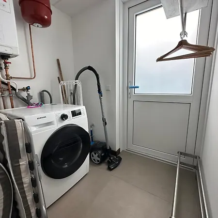 77 Op Recreatiepark De Wielen * Sint Maarten