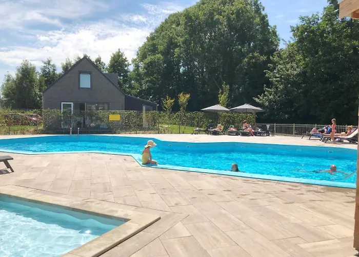 77 Op Recreatiepark De Wielen *