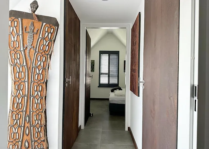 77 Op Recreatiepark De Wielen Дом отдыха *