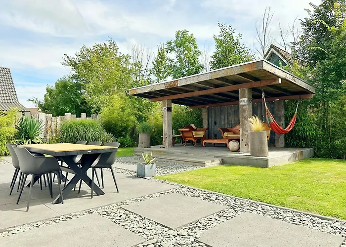 77 Op Recreatiepark De Wielen * Синт-Мартен