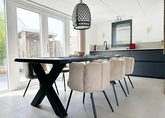 77 Op Recreatiepark De Wielen *