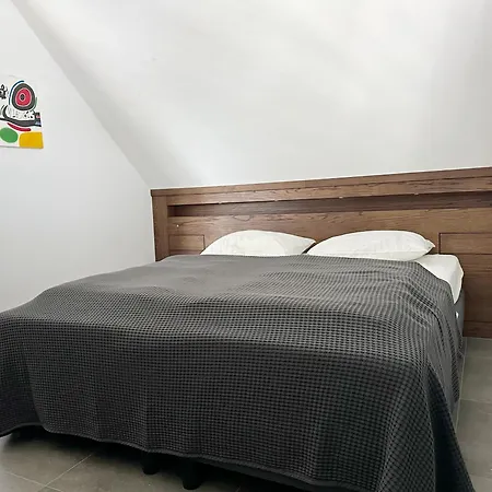 Holiday home 77 Op Recreatiepark De Wielen Sint Maarten