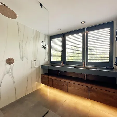 77 Op Recreatiepark De Wielen Sint Maarten