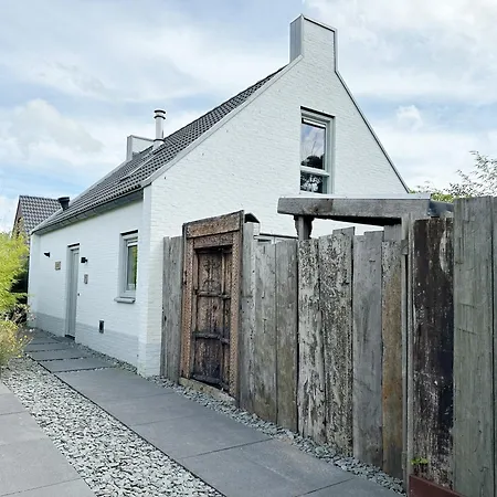 77 Op Recreatiepark De Wielen * Sint Maarten