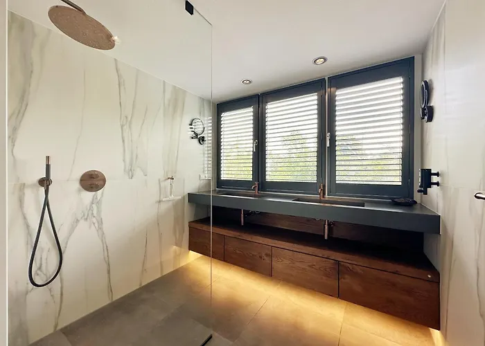 77 Op Recreatiepark De Wielen Синт-Мартен