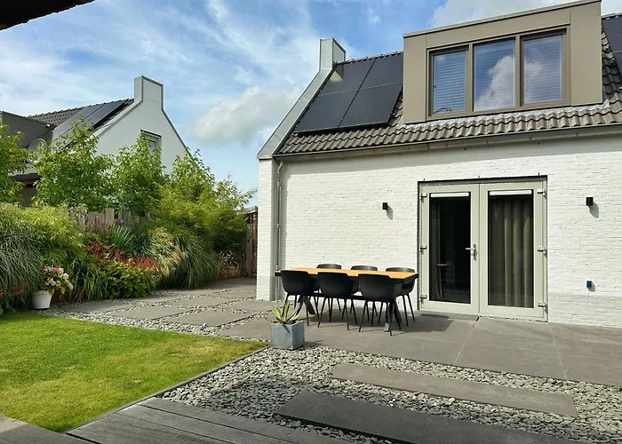 77 Op Recreatiepark De Wielen Дом отдыха *